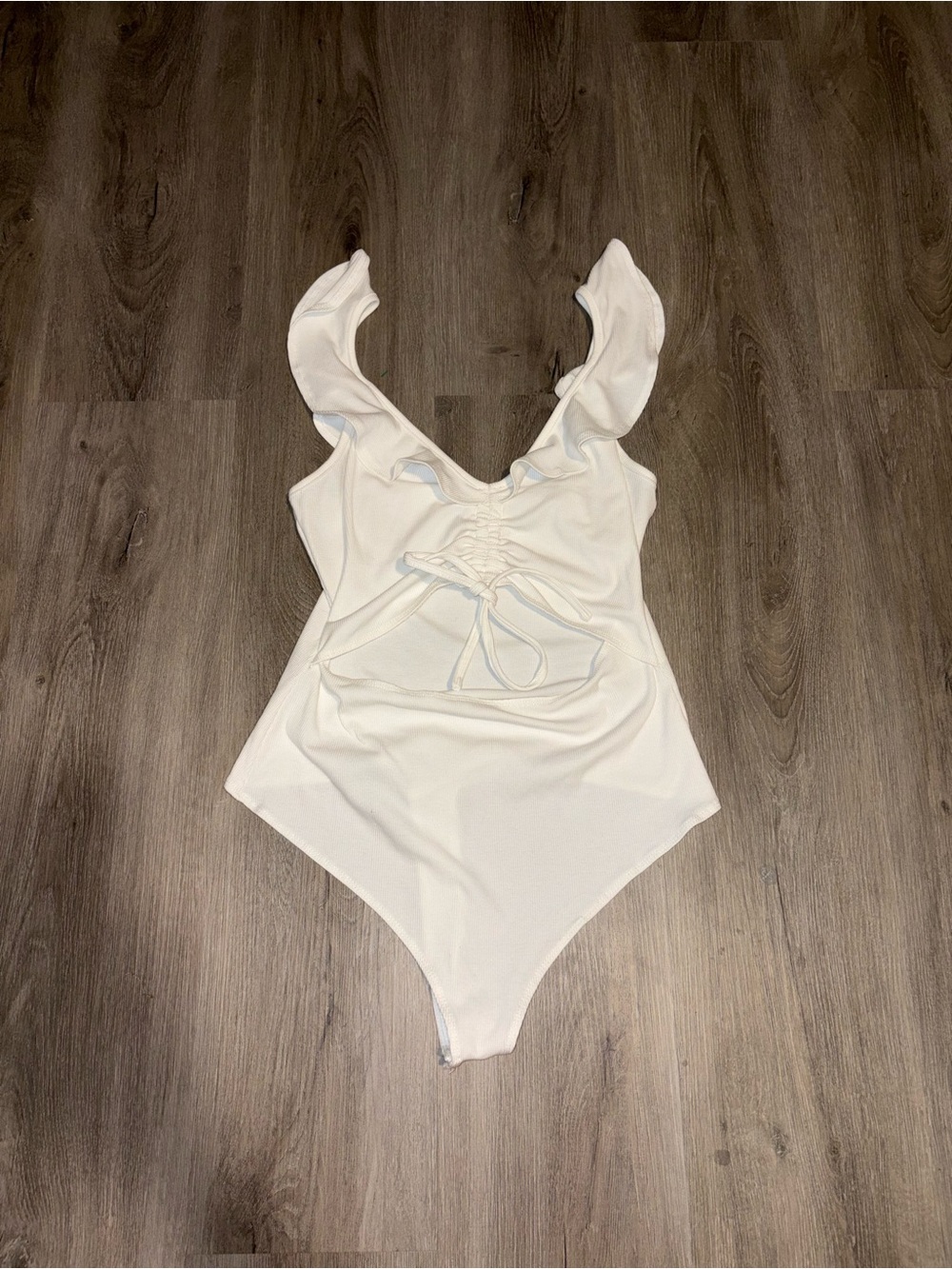 Le Lis | White Ribbed Cut Out Bodysuit | Size Large
